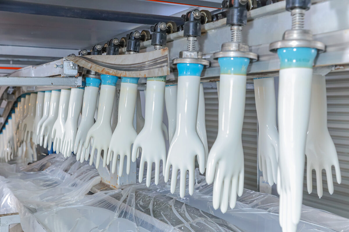 Clean room gloves