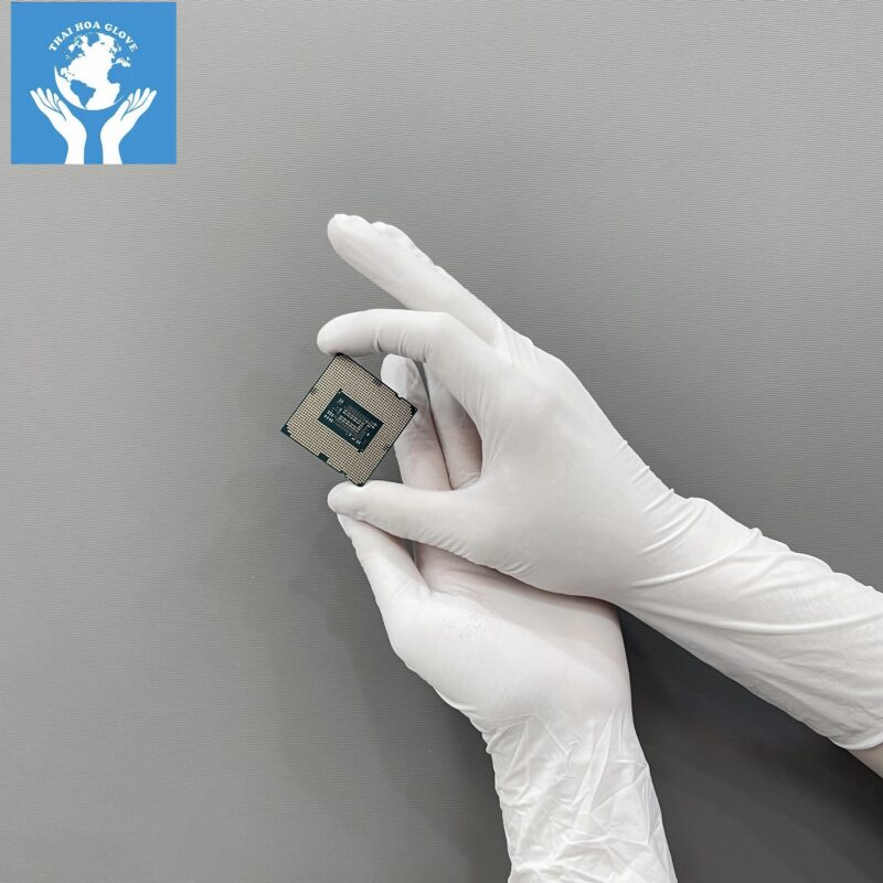 Nitrile Cleanroom Gloves