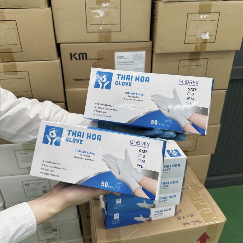 Găng tay nitrile
găng tay nitrile đóng gói hộp
nhà máy sản xuất găng tay nitrile Việt Nam